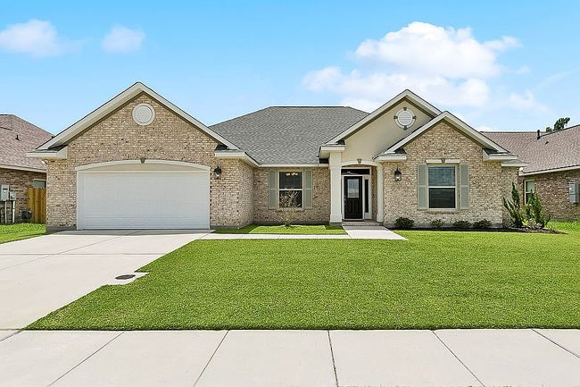 Photo of 2645 Greenville Dr, Marrero, LA