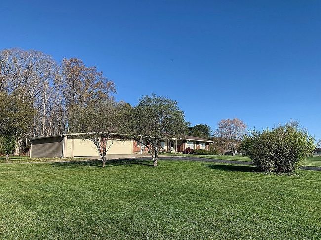 Additional photo 3 of property located at 1805 State Highway 801 N