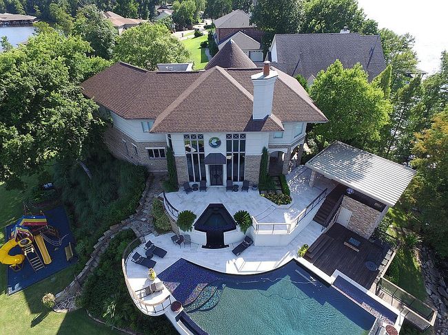 Photo of 7 Lake Point Pl