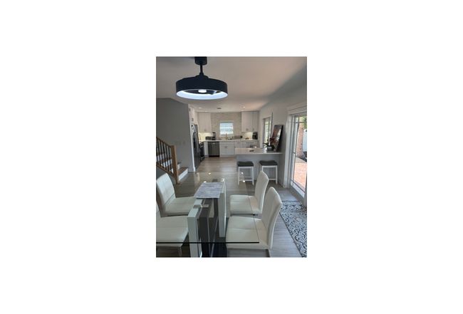 Photo of 802 Andrews Ave