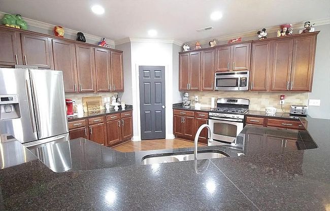 Image of 284 Blue Creek Dr