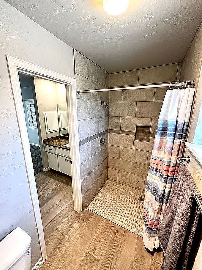 Additional photo 1 of property located at 4812 Round Rock Dr