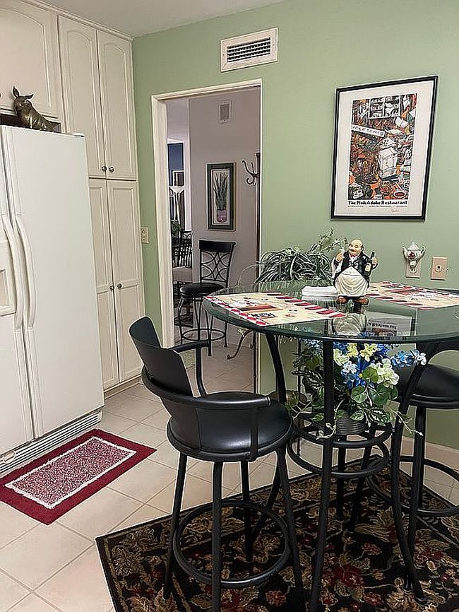Image of 275 N Portage Path Apt 3A