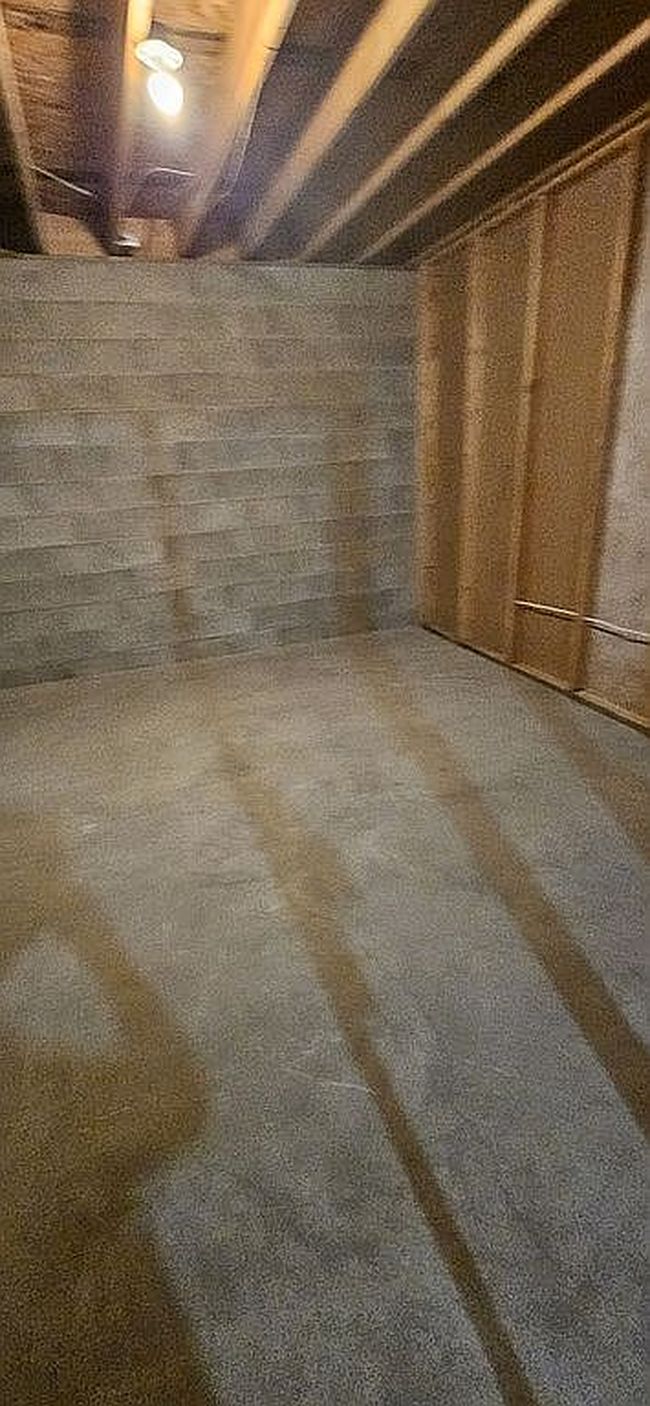 Image of 2487 Greenwood St