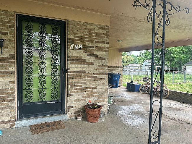 Image of 123 Cooper St
