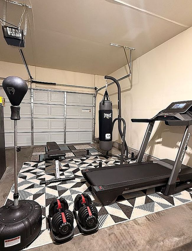 Additional photo 3 of property located at 1310 Fleming Dr