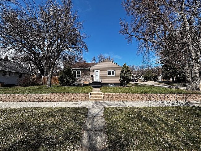 Preview of property located at 917 8th Ave Ne