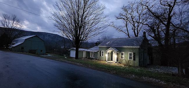 Image of 2295 S River Rd