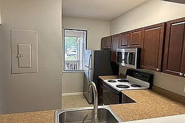 Photo of 5 Gumtree Rd, Hilton Head Island, SC