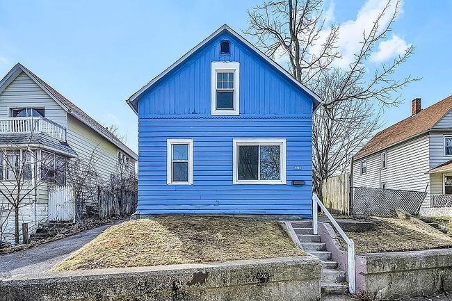 Additional photo 3 of property located at 4201 Train Ave