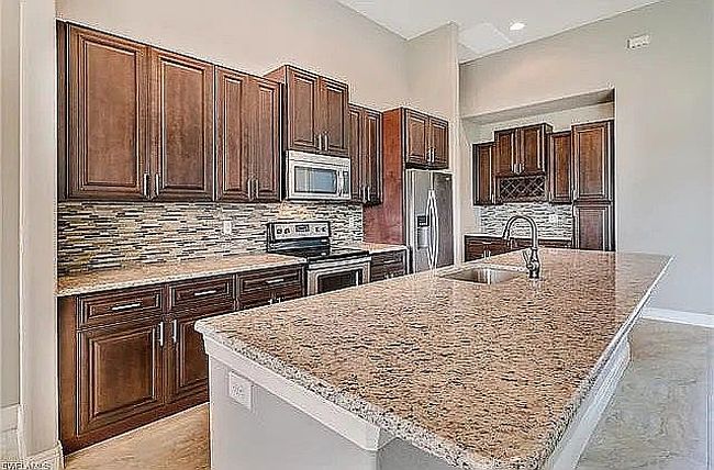 Image of 2716 Sw 32nd St