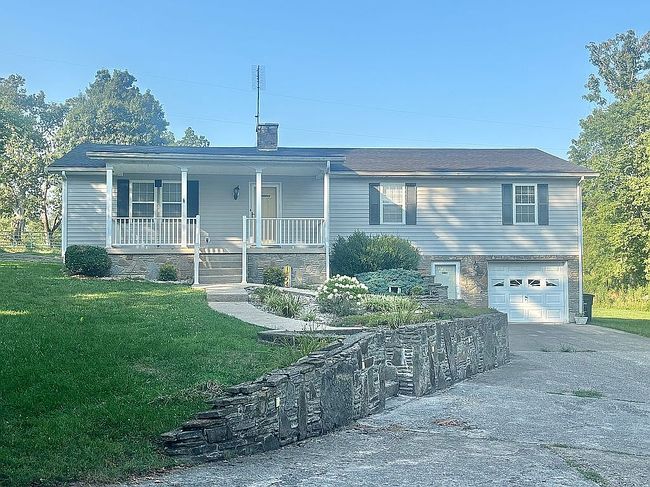 Photo of 1874 Old Danville Rd, Lancaster, KY