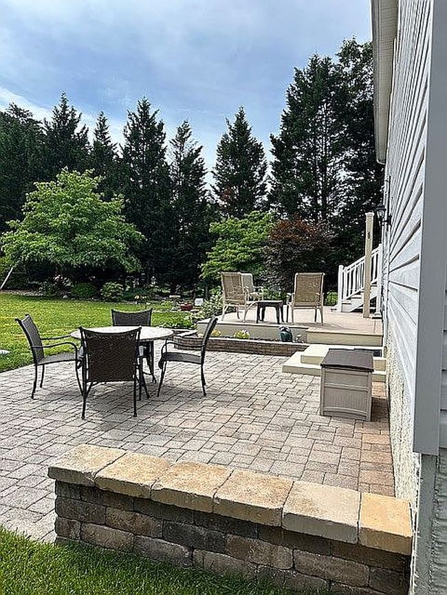 Image of 7807 Locust Wood Rd