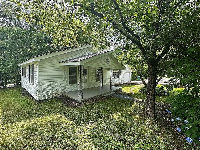 Image of 205 E Sellers St