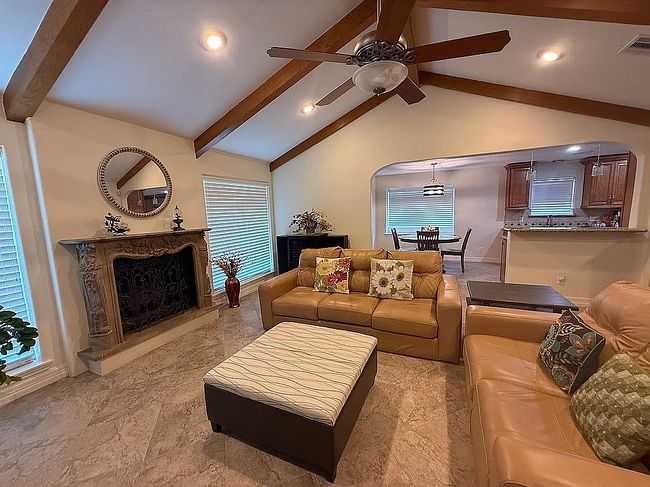 Additional photo 3 of property located at 346 Stonehenge Ln