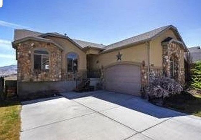 Image of 3462 E Heyward Ct