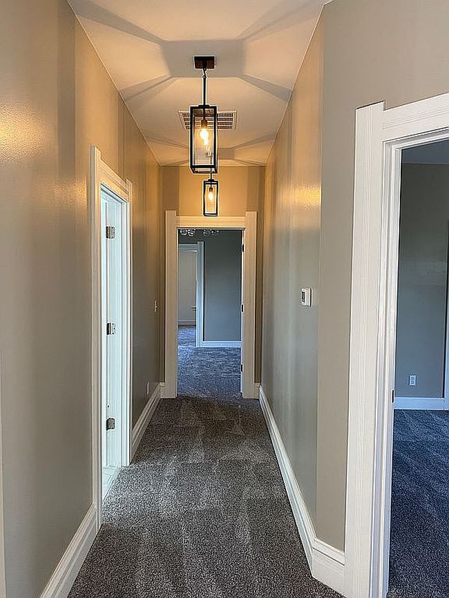 Photo of 502 S Walnut St, Edinburgh, IN