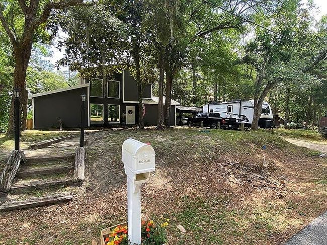 Photo of 8608 Acorn Dr, Gautier, MS