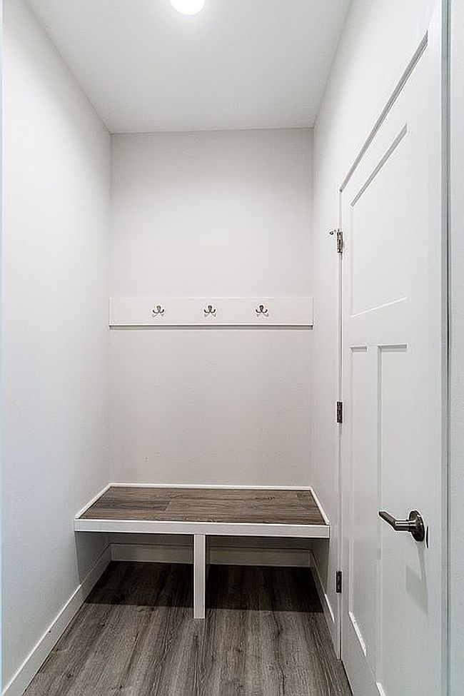 Image of 2485 Rookwood Ln