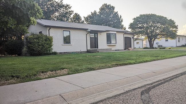 Photo of 102 N Monninger St, Montezuma, KS
