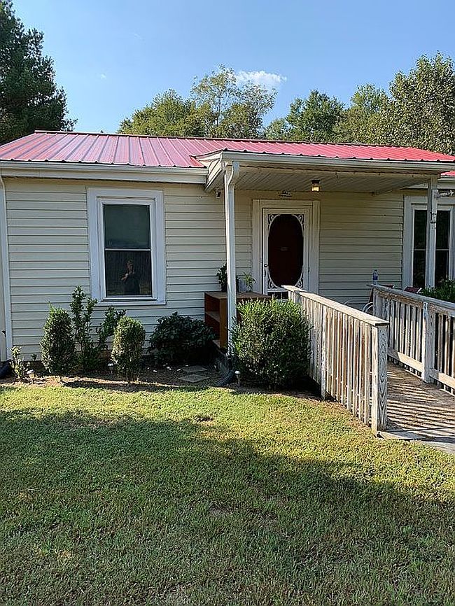 Image of 439 Hunter St