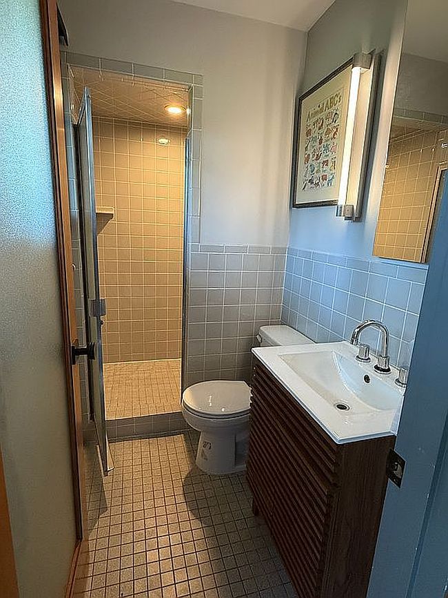 Photo of 1 Clayton Downs Ln, Saint Louis, MO