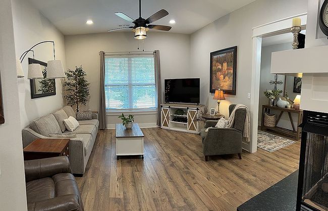 Photo of 30 Exminster Ln, Bella Vista, AR