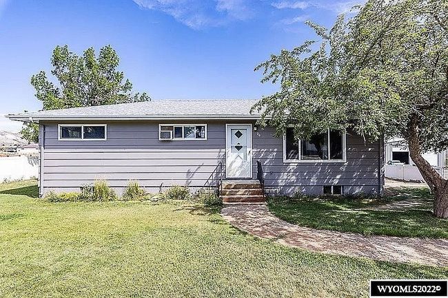 Image of 20 Hillcrest Ln