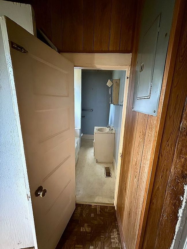 Photo of 517 Barnwell St, Calhoun Falls, SC