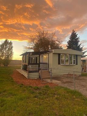 Preview of property located at 11705 N Market St #A25