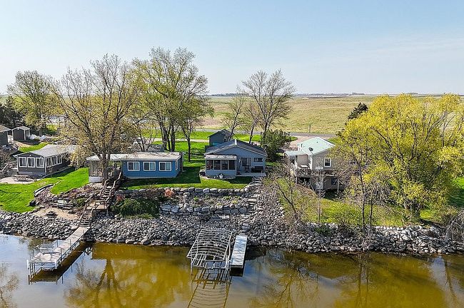 Image of 10 Oakwood Shoreline Dr