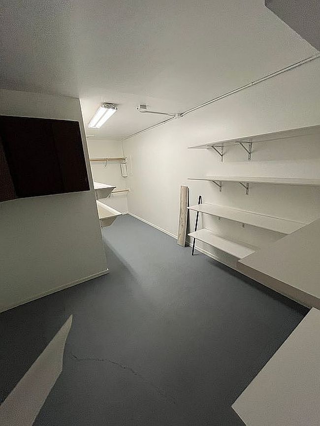 Additional photo 1 of property located at 1801 W 7th St