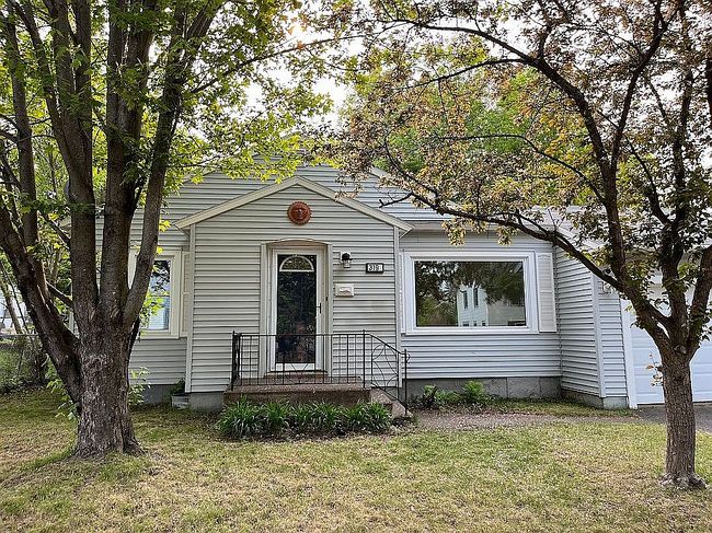 Photo of 319 12th St, Cloquet, MN
