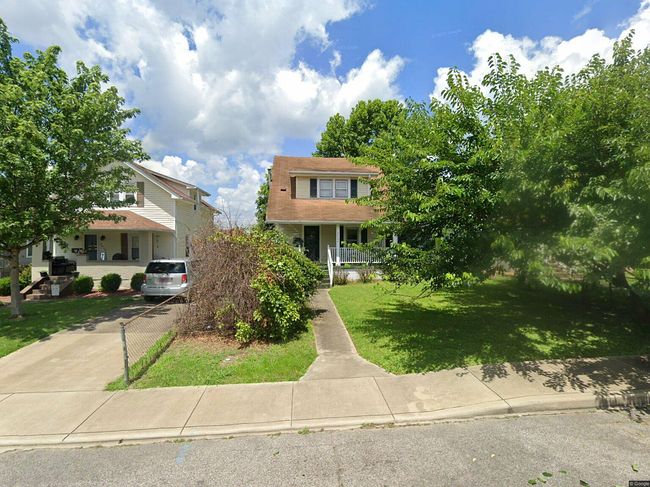 Image of 2407 Adams St