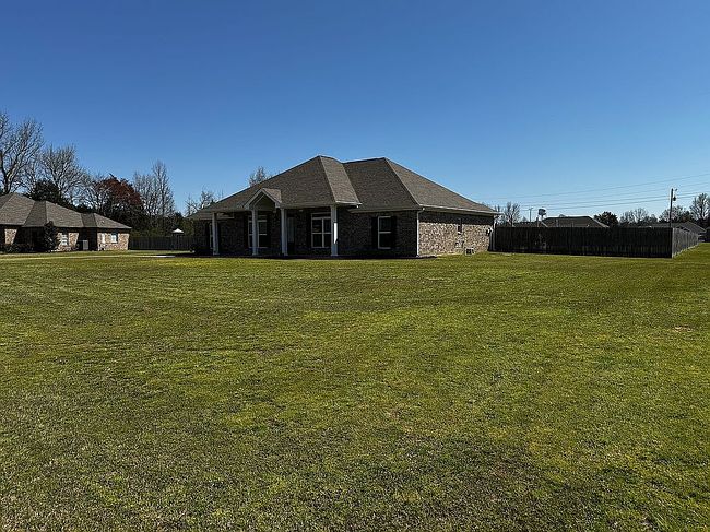 Image of 260 Wakefield Dr