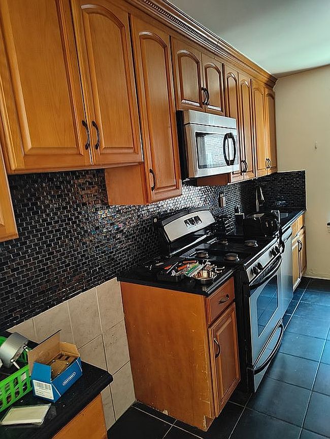 Photo of 2090 Barnes Ave Apt 3, Bronx, NY