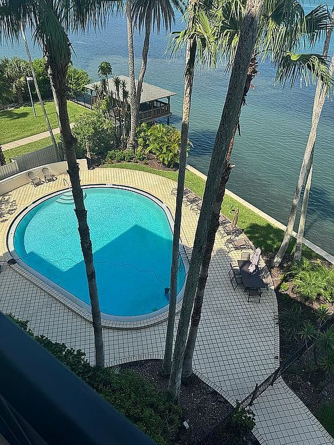 Photo of 55 Rogers St Apt 402, Clearwater, FL