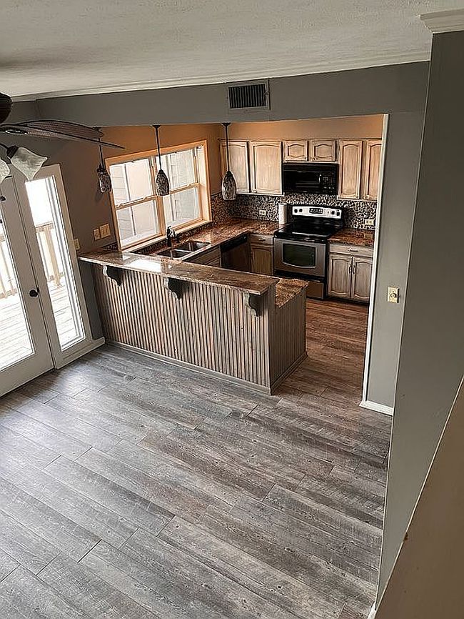 Image of 126 Breakers Ln #126
