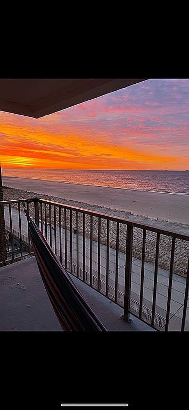 Photo of 125 Beach 124 St #6F, Rockaway Park, NY