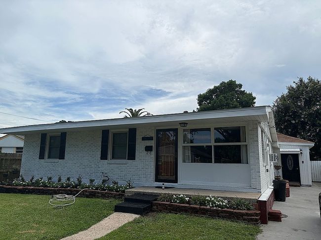 Photo of 6208 Cummins St, Metairie, LA