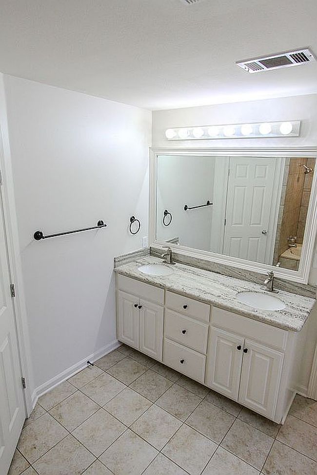 Photo of 8355 Harris Rd, Denham Springs, LA