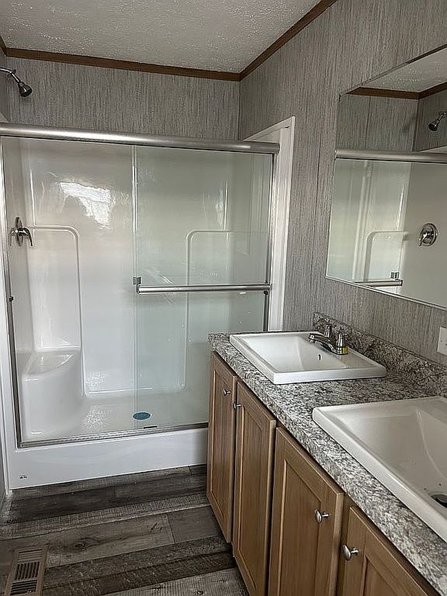 Photo of 41 Shoap Dr, Martinsburg, WV