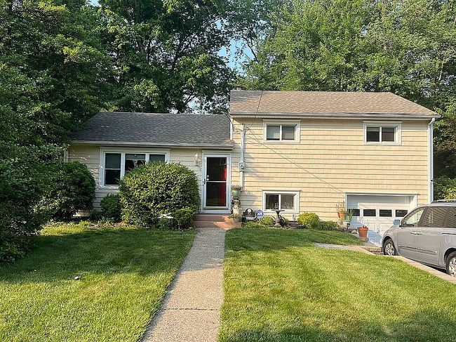Photo of 72 Glenwood Ave