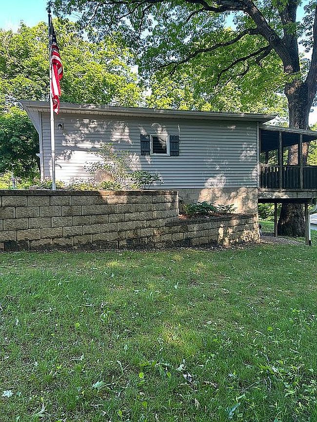 Image of 1701 Woodland Knolls Rd