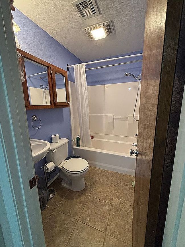 Image of 9003 S Osage Ln
