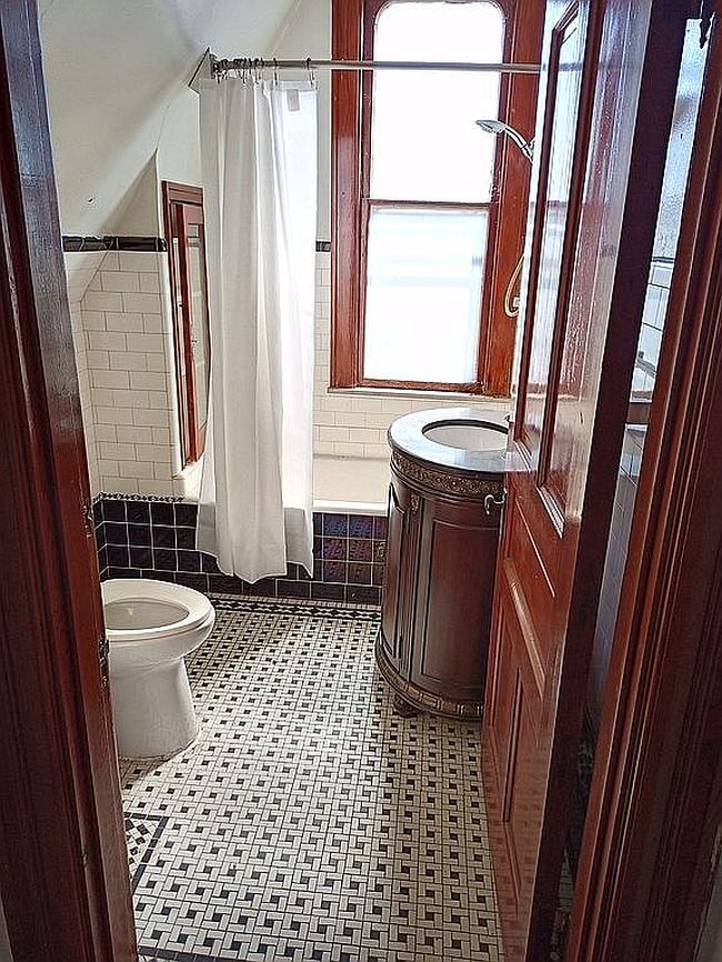 Image of 716 Western Ave