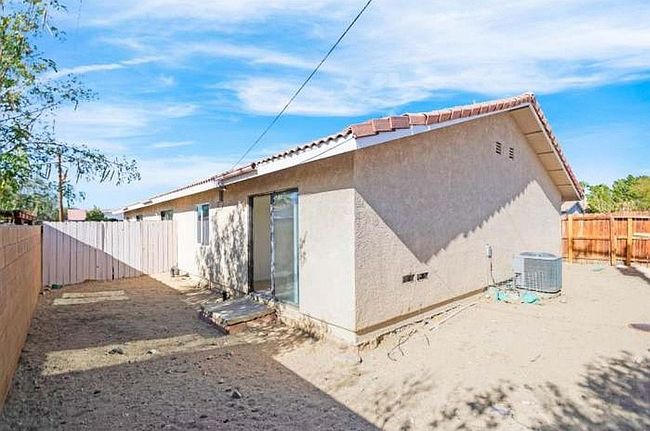 Image of 13642 La Mesa Dr