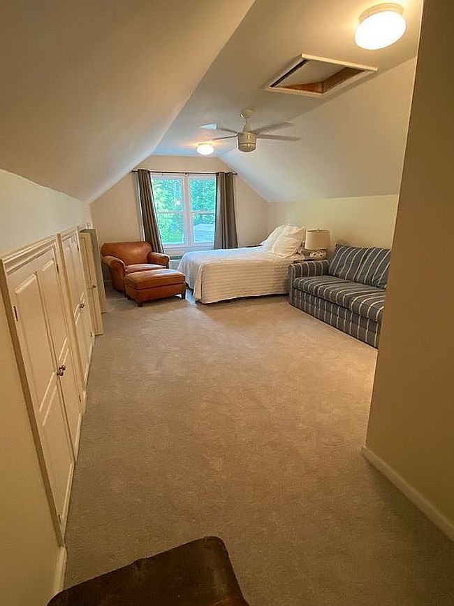 Additional photo 1 of property located at 106 Hidden Ridge Dr