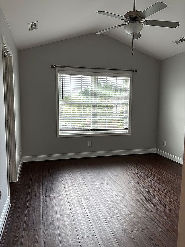 Additional photo 1 of property located at 196 Rowse Dr