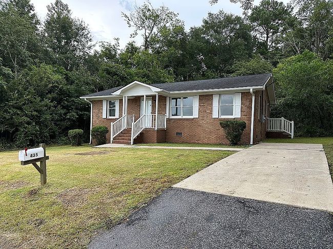 Photo of 435 S Bartow Ave, Swansea, SC